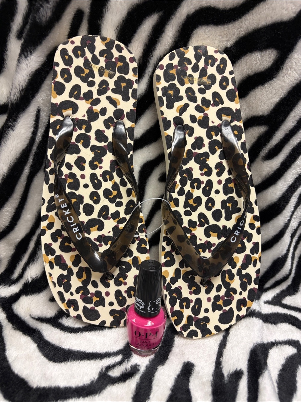 Leopard Print Flip Flops - Black Straps
